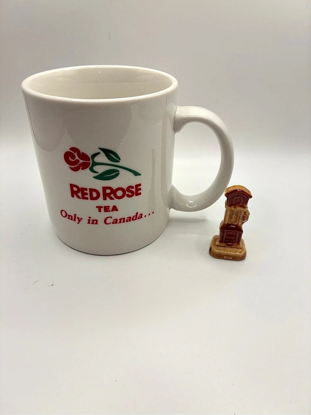 Red Rose Tea Mug with Decorative Spoon in White